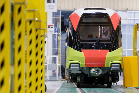 Alstom’s Metro Trains Hit the Tracks on Hanoi Elevated Line 3 for Public Trials