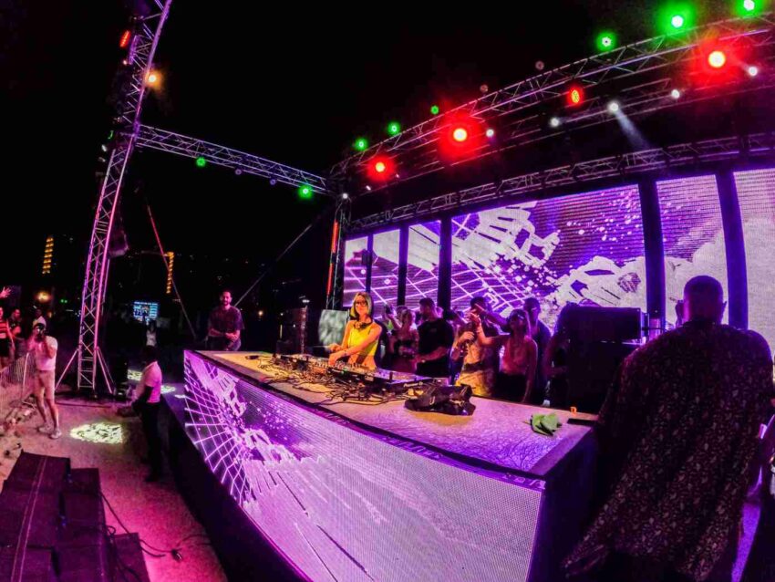 Mövenpick Resort Al Marjan Island Presents Sand And Sound Ula RAK Music Festival with the Ultimate Beachfront Music Experience in Ras Al Khaimah, United Arab Emirates