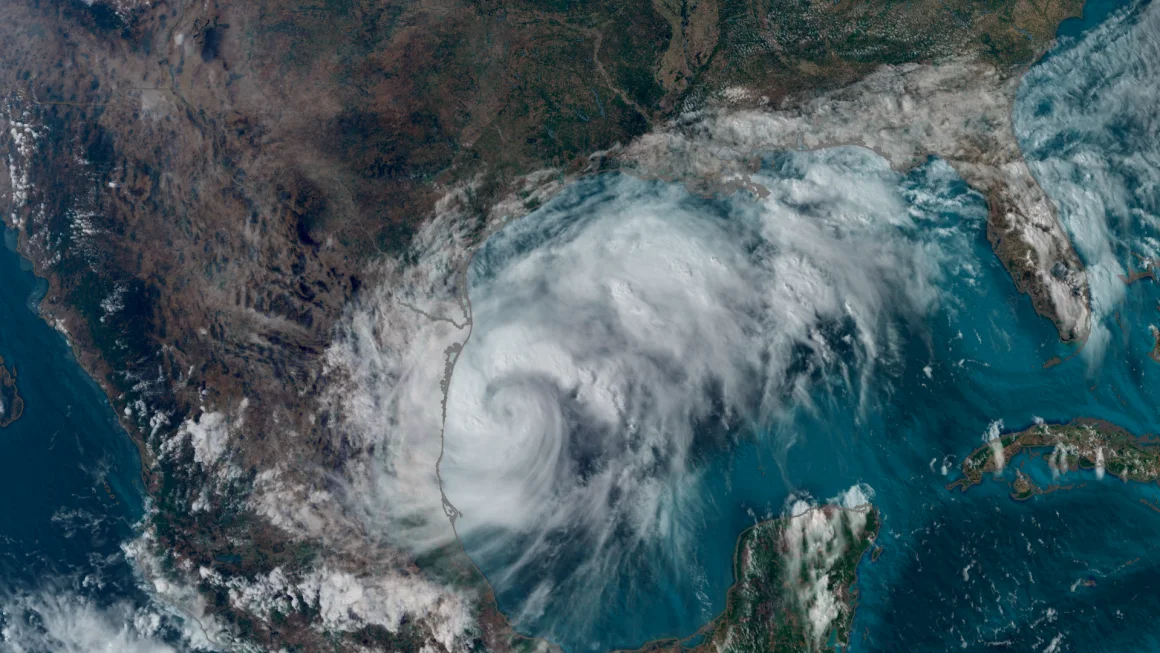 United States: Super Powerful Category 2 Hurricane Francine at Gulf of Mexico Set to Batter Louisiana and Texas by Tomorrow; May Create Deep Impact on Travel – Travel And Tour World