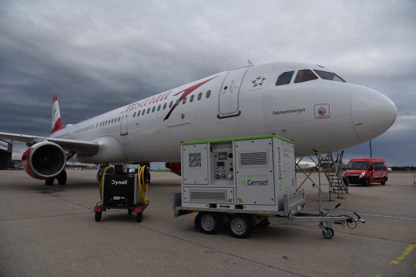 Austrian Airlines Tests Hydrogen Generator for Emission-Free Aircraft Maintenance in Vienna