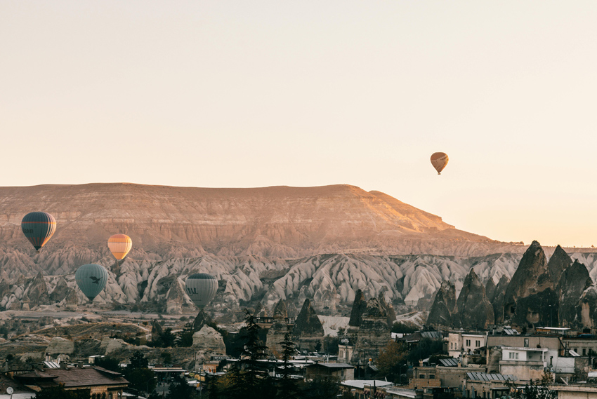 New Mexico Leads Global Push for Hot Air Balloon Emoji, Highlighting Albuquerque’s Iconic Balloon Fiesta