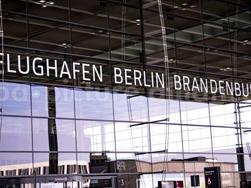 Berlin brandenburg airport (ber)