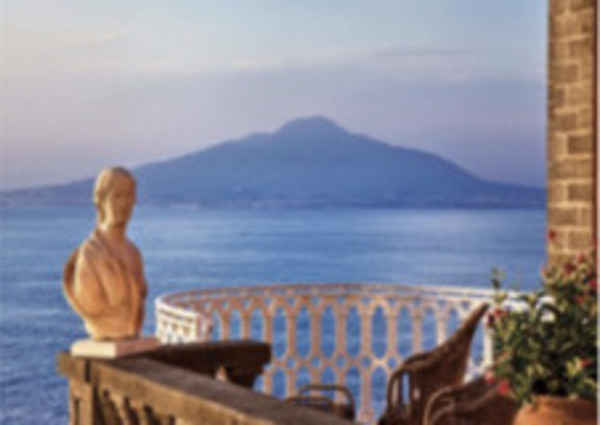 Discover the Serenity and Magic of Sorrento During the Christmas Season with Authentic Traditions