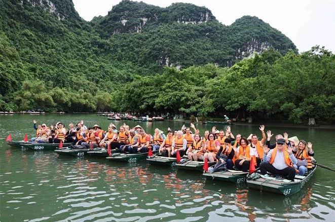 Vietnam Tourism Soars to New Heights :12.7 Million Visitors and Counting in 2023!