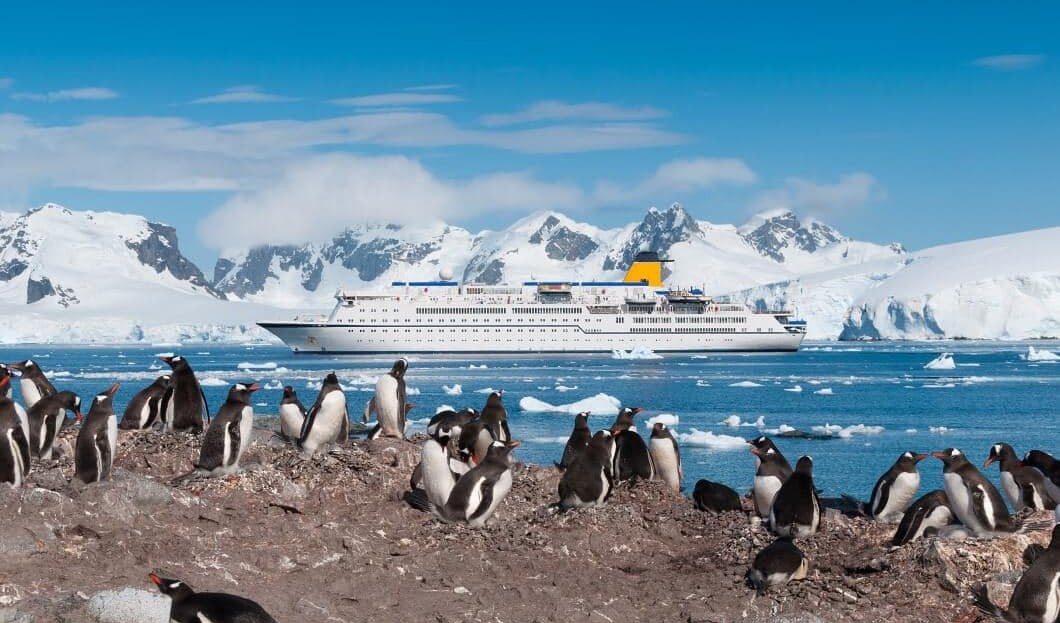 Antarctica’s Popularity Soars in Luxury Travel, Sparking Environmental Warnings Over Climate Impact: Here’s What You Need to Know! – Travel And Tour World