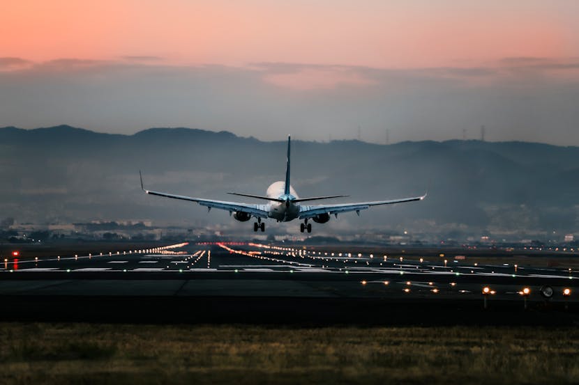 Boeing 737 from Quebec City to Wabush Airport Makes Emergency Landing at Montreal’s Mirabel Airport After Landing Gear Malfunction