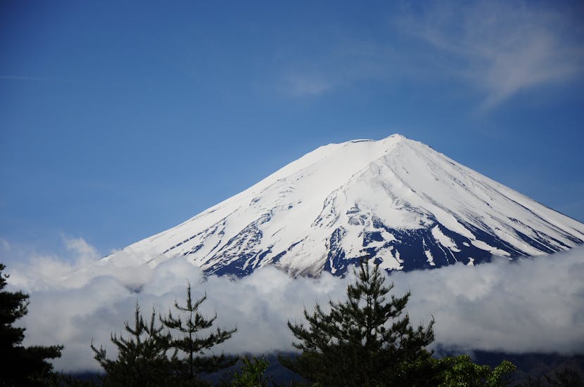 Transforming Tourism: Mount Fuji's Eco-Friendly Hydrogen-Powered Tram Project