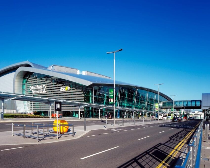 Dublin airport's

travelers
