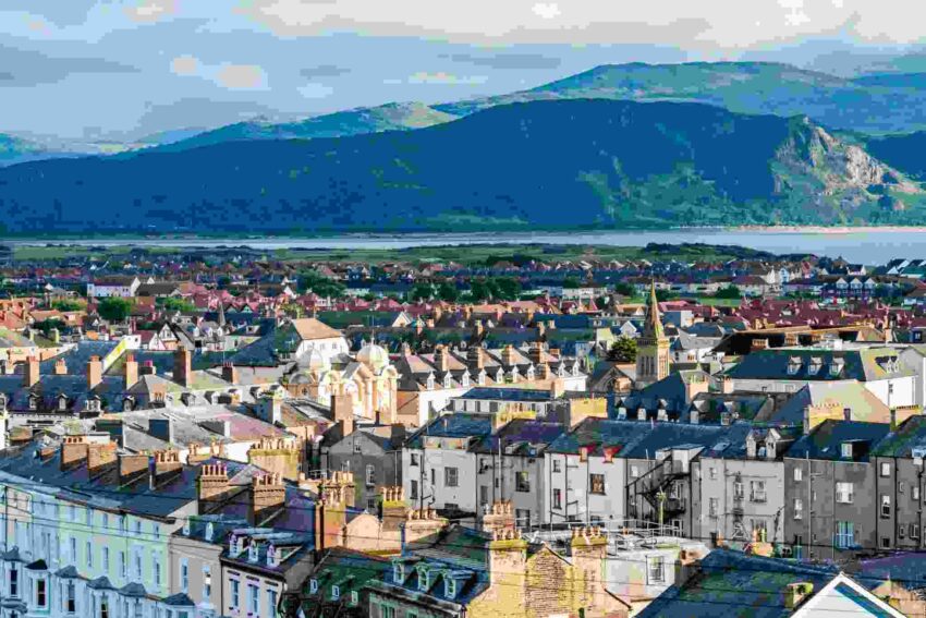 Windsor, Llandudno, Aviemore, and Hillsborough Become the Wonder Land for Christmas Travel Staycation in UK Countryside