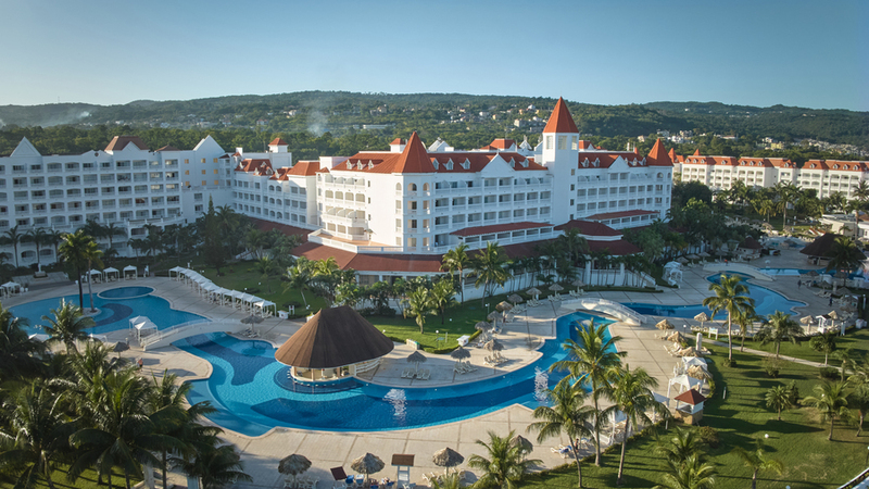 Hyatt Expands Global Reach with New Joint Venture Managing Bahia Principe Resorts