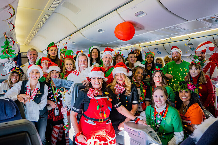 Los Angeles, San Francisco, Denver, London, and More United Airlines Celebrates the Christmas Season with Fantasy Flights and Make-A-Wish: New Updates You Need To Know – Travel And Tour World