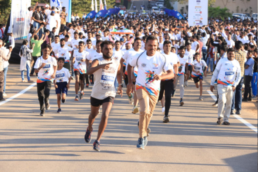 Hyderabad Airport Run Welcomes Over 4300 Enthusiasts for an Evening of Fun and Festivity: You Need To Know