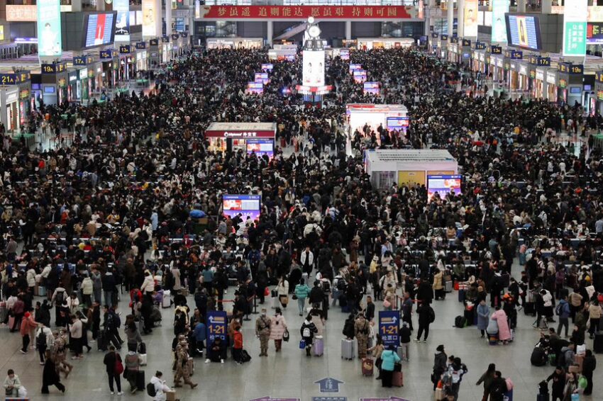 China’s Lunar New Year Migration: Nine Billion Trips Redefine Travel Chaos Across Beijing, Shanghai, and the Nation’s High-Speed Rail Network!