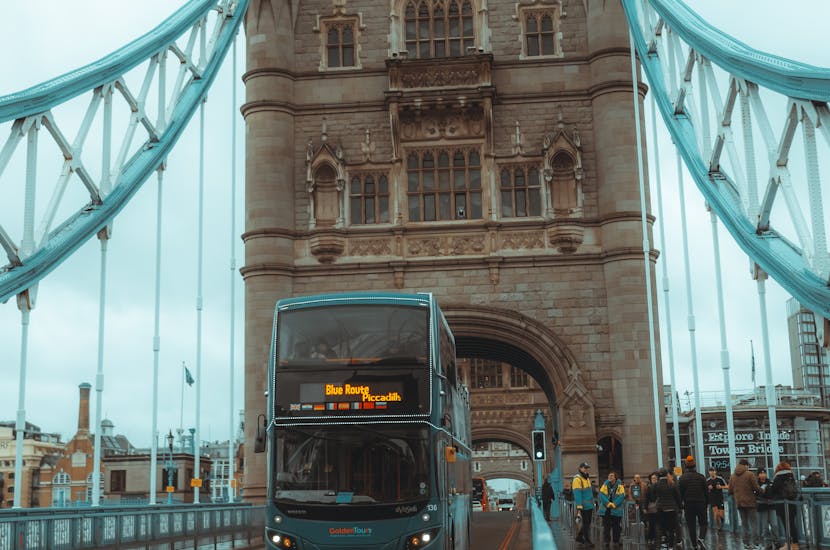 UK Travel Chaos as Relentless Rains and Violent Storms Trigger Amber Warnings, Met Office Warns of 70mph Gusts, Flood Alerts, and Rail Delay and Flights Cancellation – Travel And Tour World