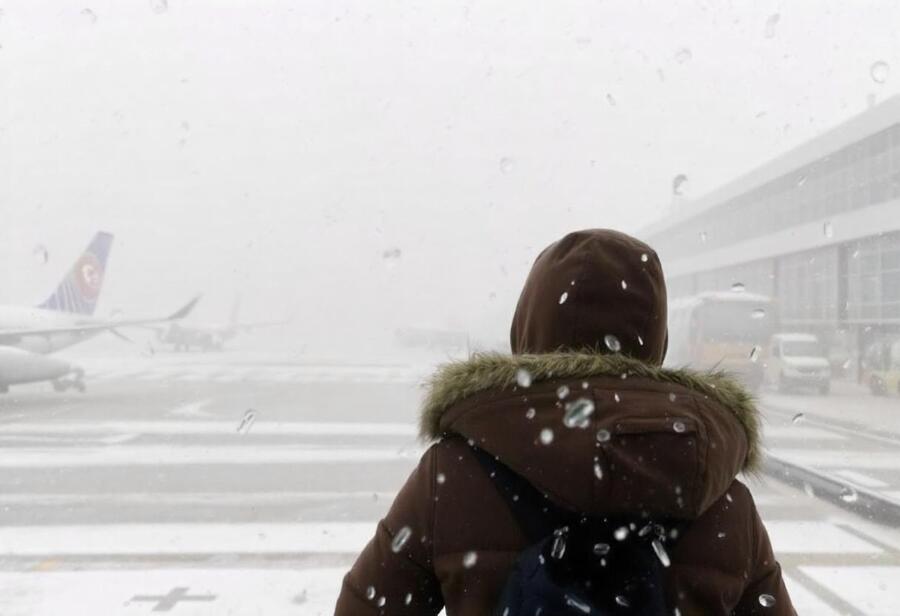 US Faces Travel Chaos as Two Major Storms Set to Hit, Causing Over 300 Flight Cancellations at Boston, LaGuardia, JFK, and Philadelphia and Other Airports, Disrupting Airlines Like Japan, United, Qatar, Southwest, Frontier, Korean Air and More: New Updates You Need To Know – Travel And Tour World